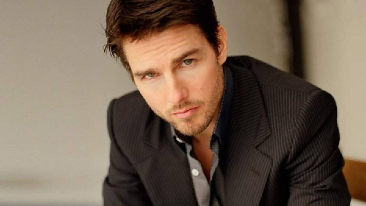 Tom Cruise reapareció en los BAFTA 2016 con nuevo rostro