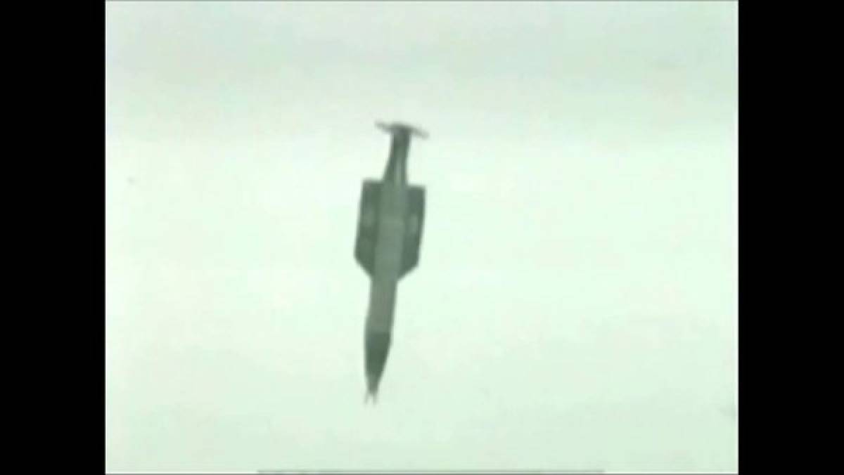 TOPSHOT - (FILES) A video grab from 2003 file footage courtesy the US Air Force (USAF) shows a GBU-43/B Massive Ordnance Air Blast bomb prototype moments before impact at a test site at Eglin Air Force Base in Florida. The US military on April 13, 2017 dropped what is considered to be the largest non-nuclear bomb on an Islamic State complex in Afghanistan, the Pentagon said.The GBU-43/B Massive Ordnance Air Blast bomb hit a 'tunnel complex' in Achin district in Nangarhar province, US Forces Afghanistan said in a statement. / AFP PHOTO / US AIR FORCE / Handout / RESTRICTED TO EDITORIAL USE - MANDATORY CREDIT 'AFP PHOTO / US AIR FORCE' - NO MARKETING NO ADVERTISING CAMPAIGNS - DISTRIBUTED AS A SERVICE TO CLIENTS == NO ARCHIVE