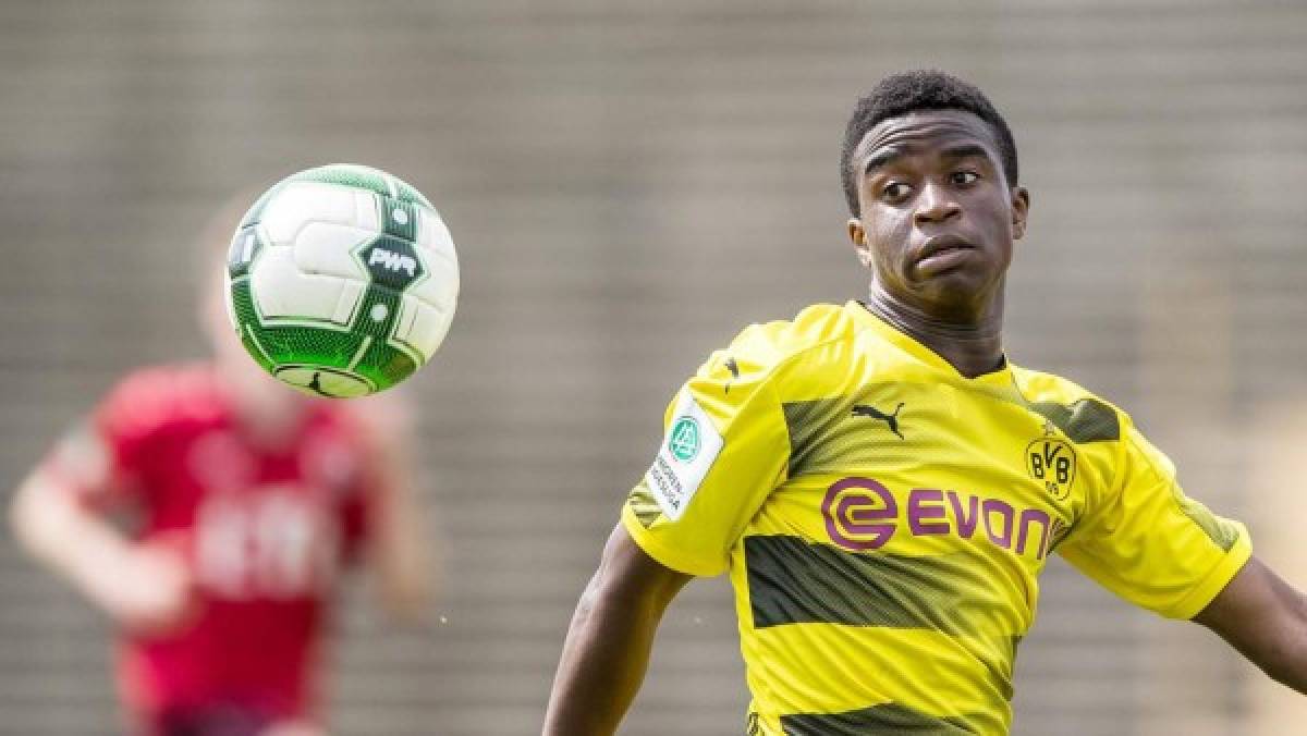 Youssoufa Moukoko, el futbolista de 12 años que despierta sospechas por su físico en Alemania