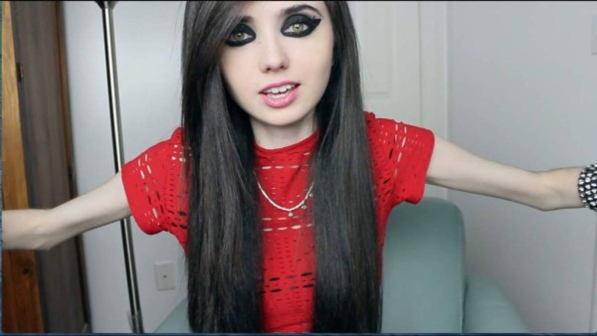 Eugenia Cooney la polémica youtuber que promueve la anorexia en YouTube