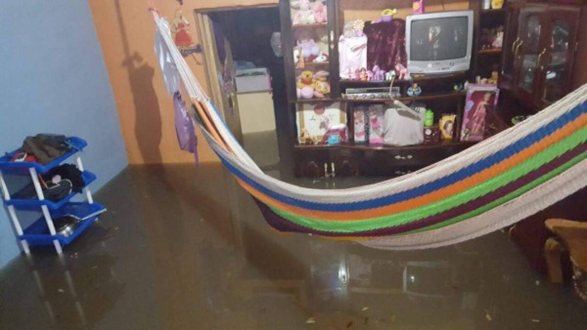 Alerta roja en ciudad de Choluteca por fuertes lluvias