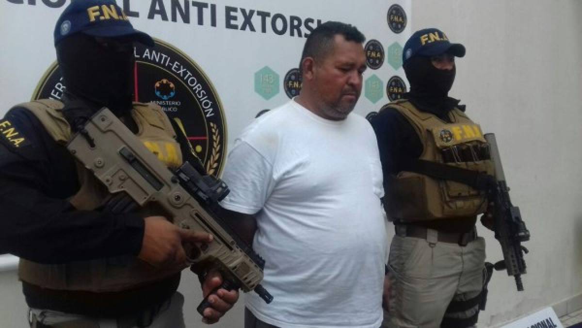 El presunto extorsionador fue remitido a la fiscalía de turno.