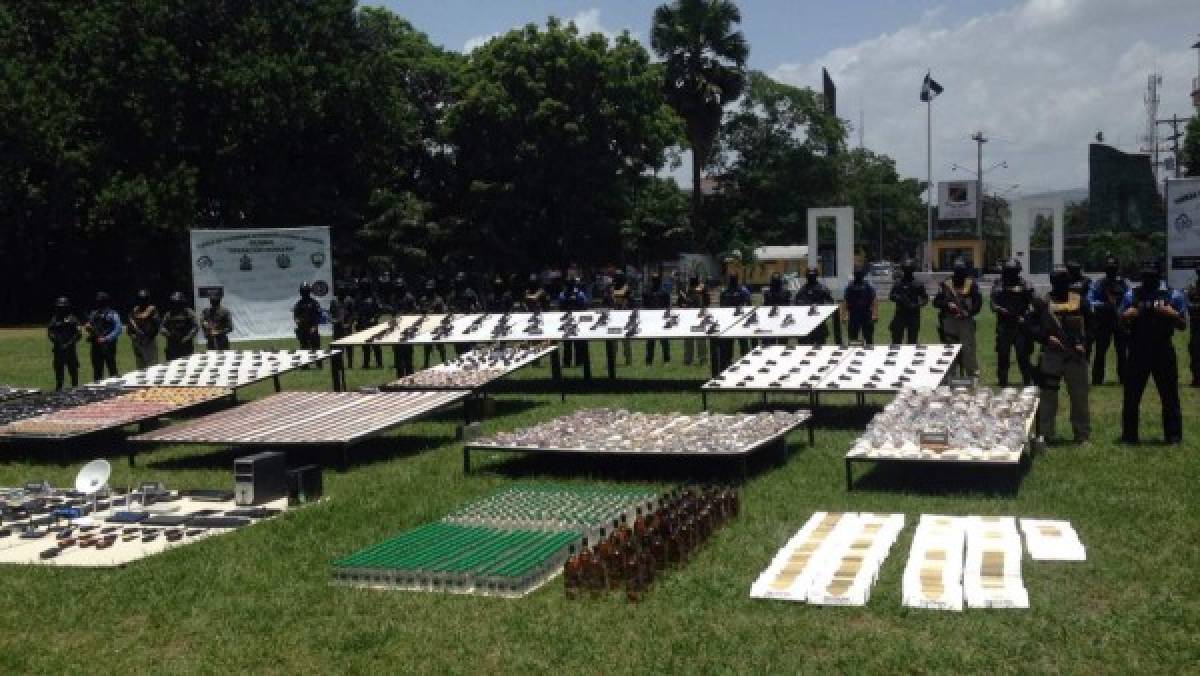 Más de 3 millones de lempiras y potentes armas de fuego hallan en penal de San Pedro Sula