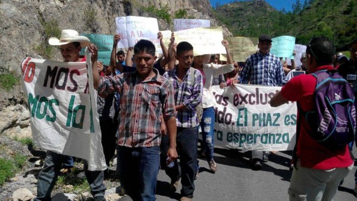 Grupos indígenas piden reiniciar construcción de represa hidroeléctrica de Agua Zarca