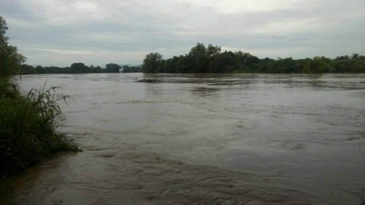 Alertas por lluvias se mantienen en 11 departamentos de Honduras   