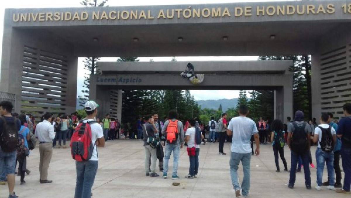 Suspenden clases en la UNAH por protesta de estudiantes