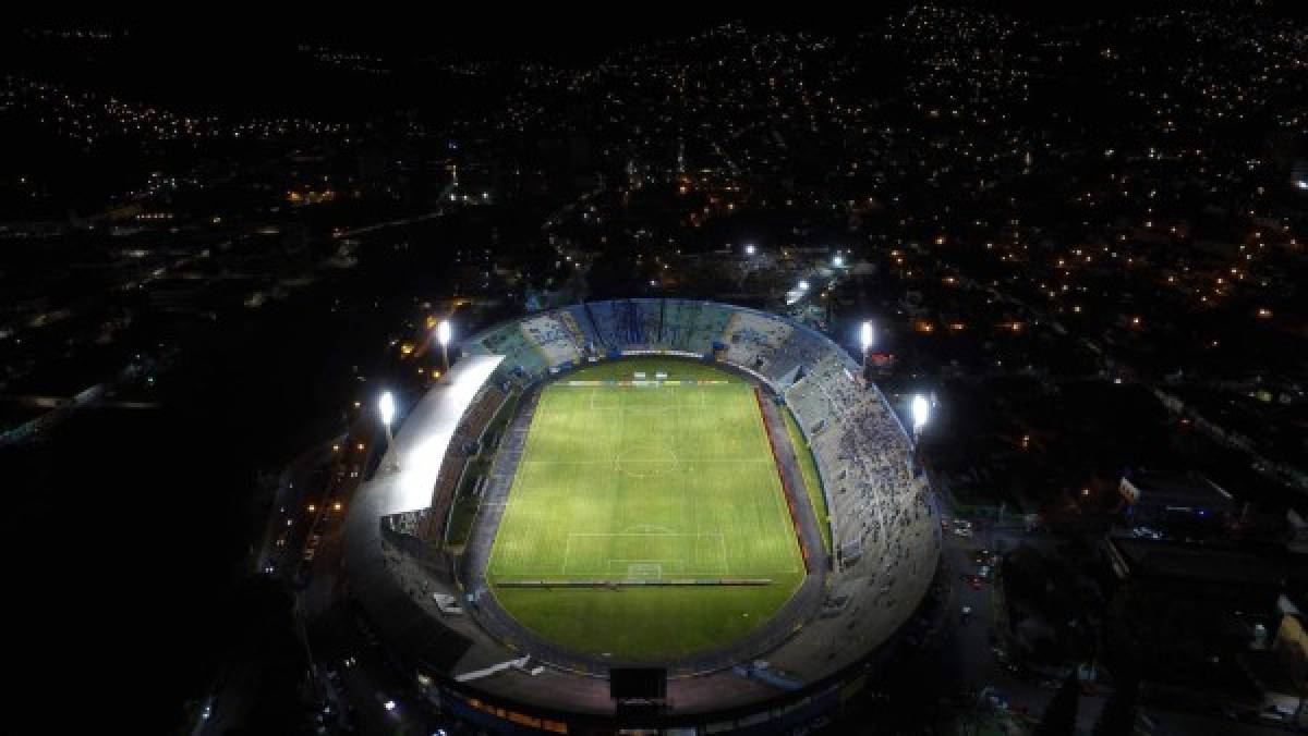 Una noche con la Selección de Honduras en el Estadio Nacional