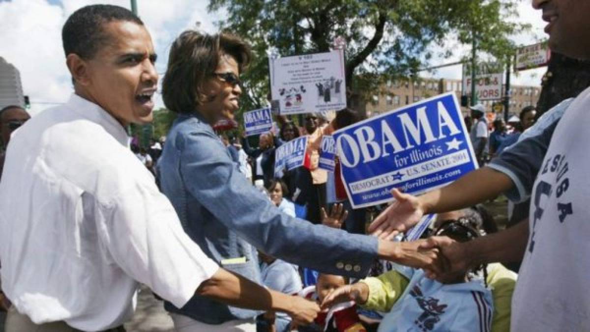 En ese momento, el joven senador por Illinois Barack Hussein Obama era prácticamente desconocido, e irrumpió con toda la fuerza durante la convención del partido Demócrata en 2004 (Agencias/ El Heraldo Honduras/ Noticias de Honduras)