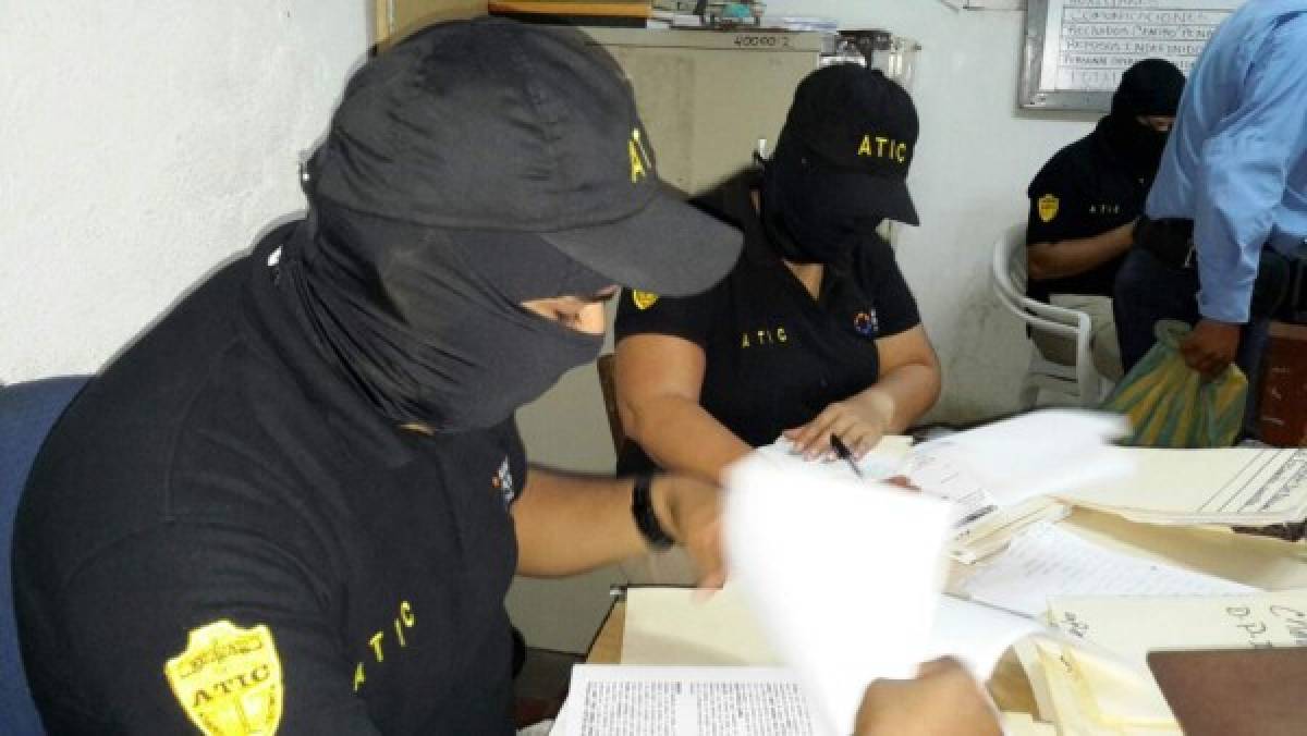 Secuestran documentos en jefatura policial de Choluteca
