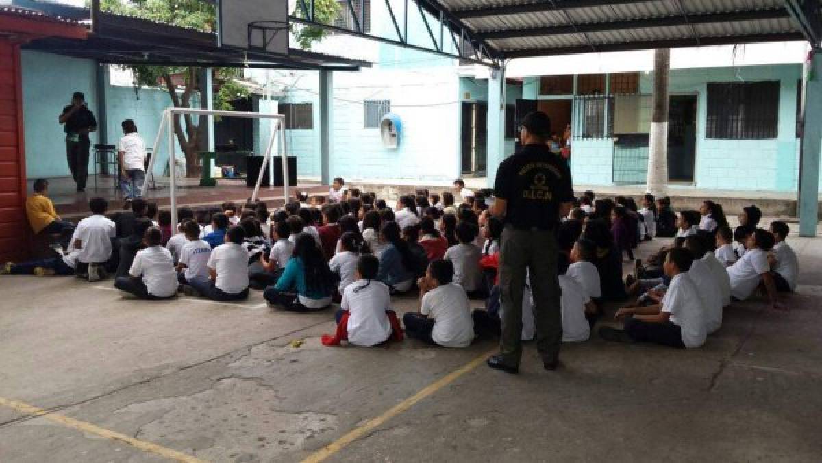 Buscan prevenir el uso de drogas entre los alumnos