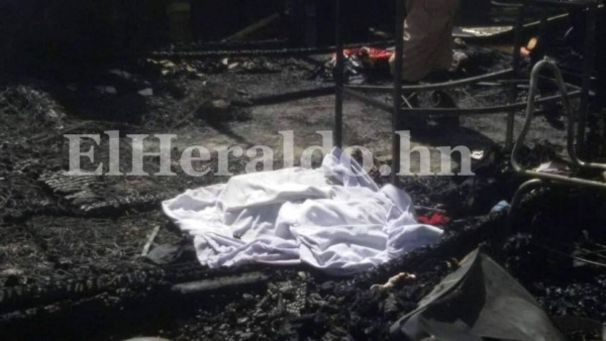 Niño de 18 meses muere calcinado tras incendiarse su casa en Villa Nueva