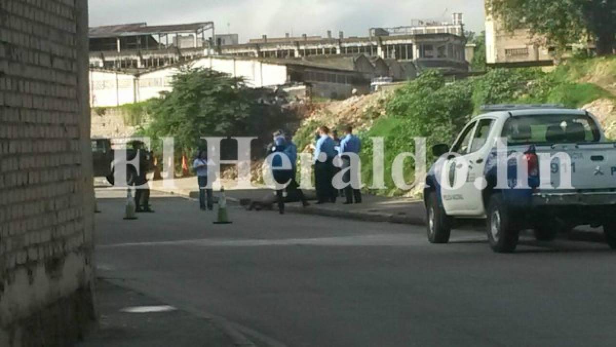 Matan a hombre y le dejan rótulo en el barrio Abajo de la capital de Honduras