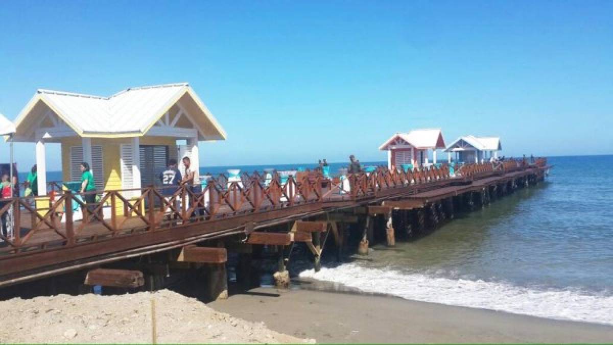 Honduras: Presidente Hernández inaugura vistoso muelle en La Ceiba