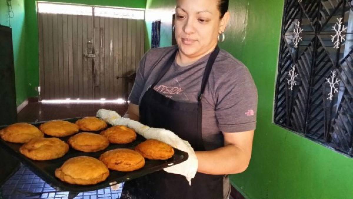 Tradicionales bocadillos dan sabor a la Navidad en Comayagua