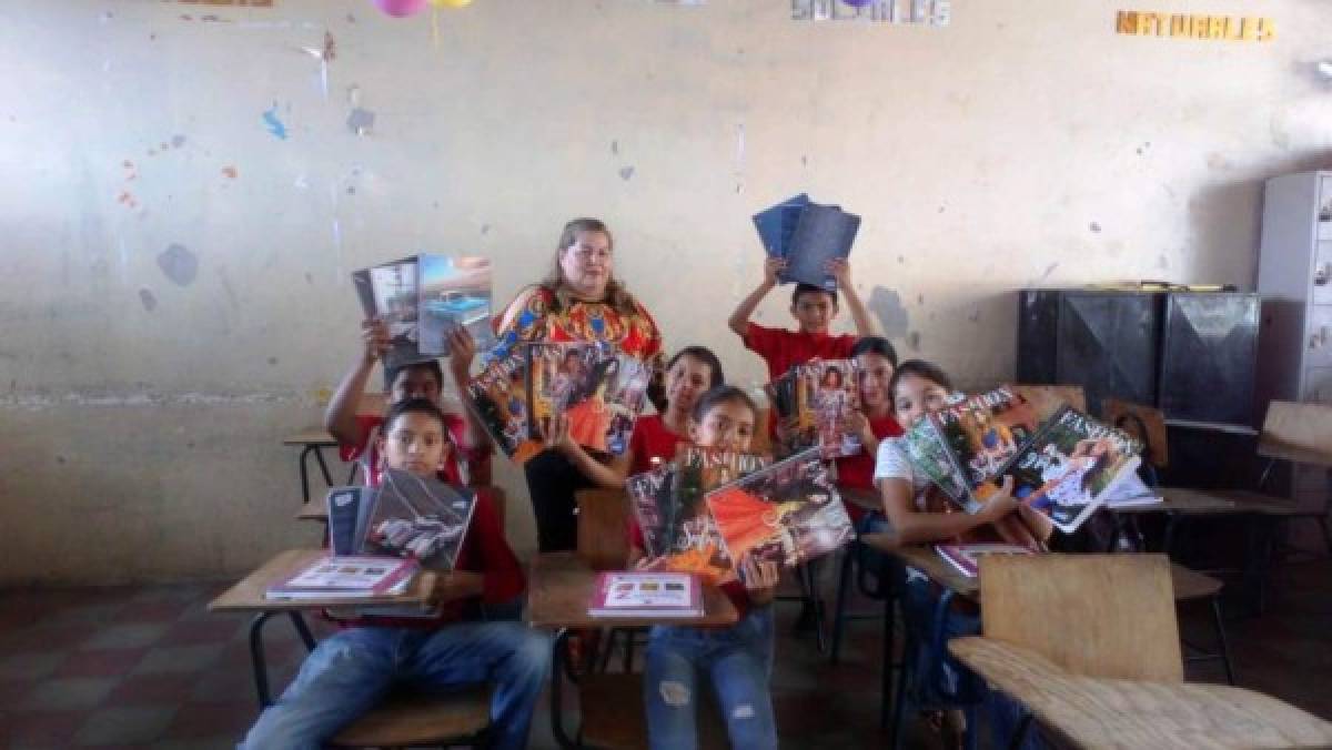 La ruta solidaria llegó a 240 niños de la Escuela Daniel Casco de la capital de Honduras