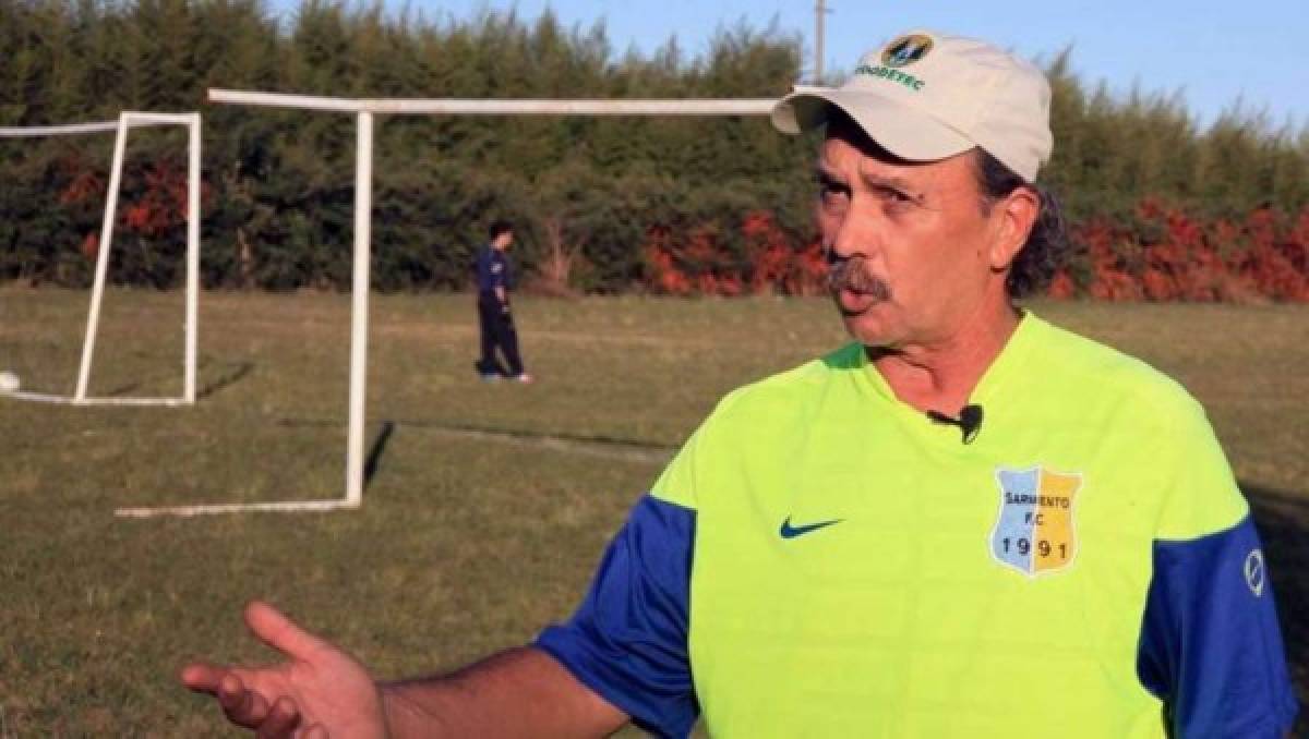 Muere el primer entrenador de Messi en Argentina