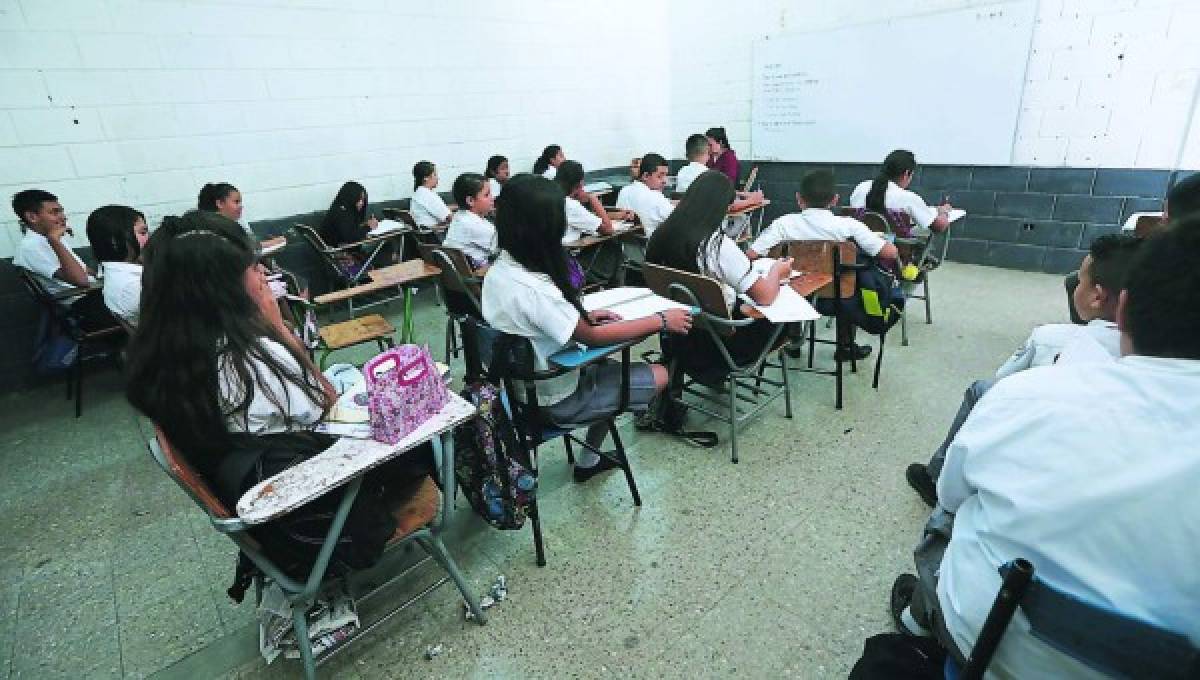 En picada la matrícula en sistema educativo público de Honduras