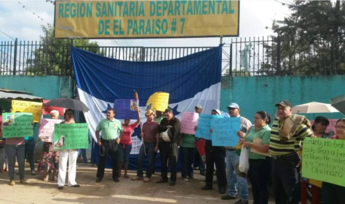 Empleados exigen despido de directora regional de Salud