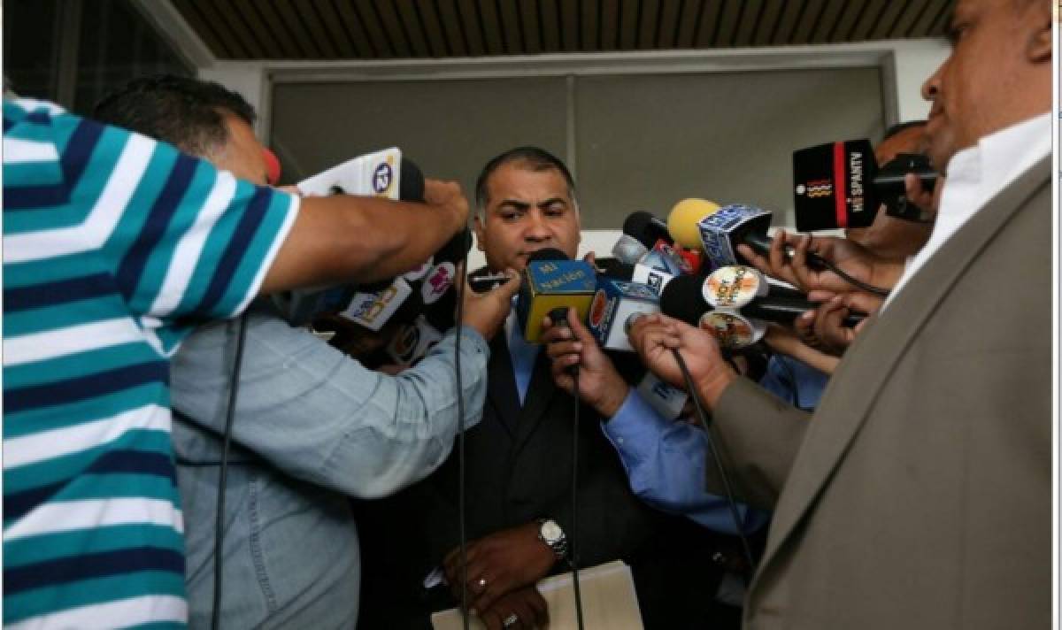 Abogados de Rafael Leonardo Callejas dieron la noticia mediante una conferencia de prensa.