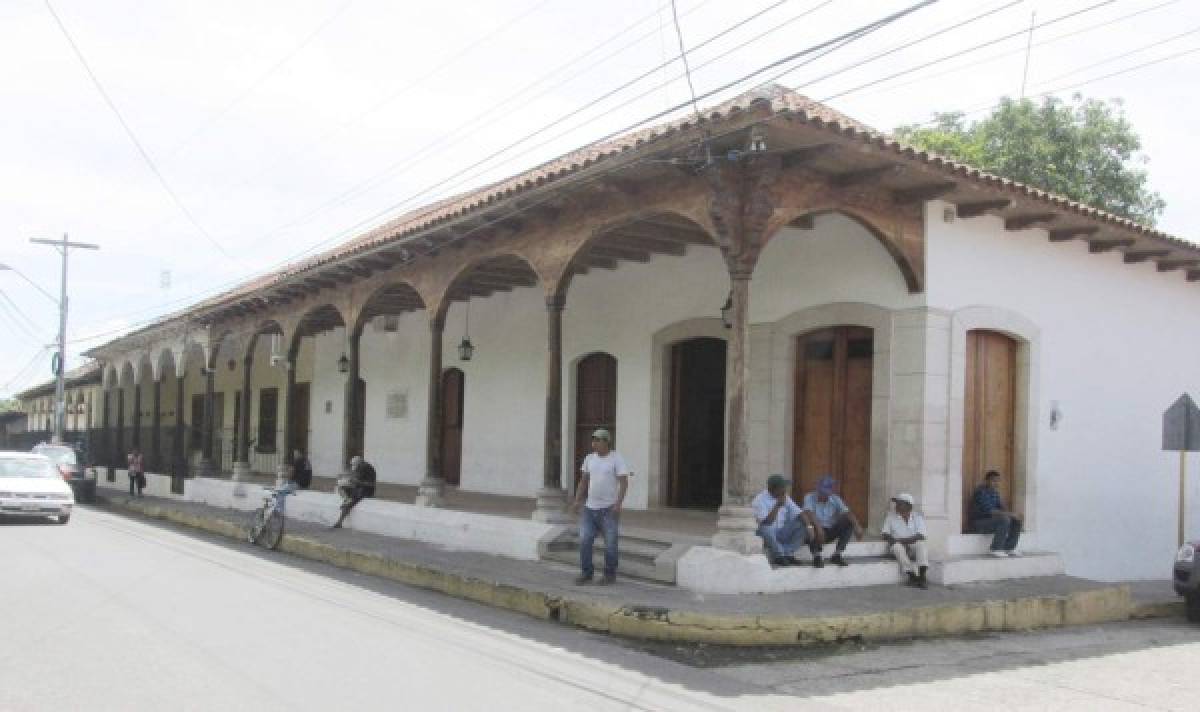 Filtraciones de agua amenazan Casa Valle de Choluteca