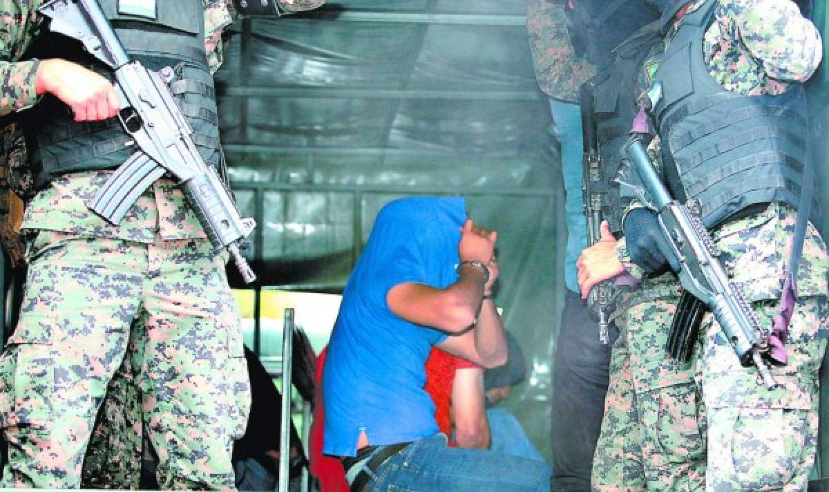 Policías Tigres usaron testaferros para lavar los $1.3 millones de hurto