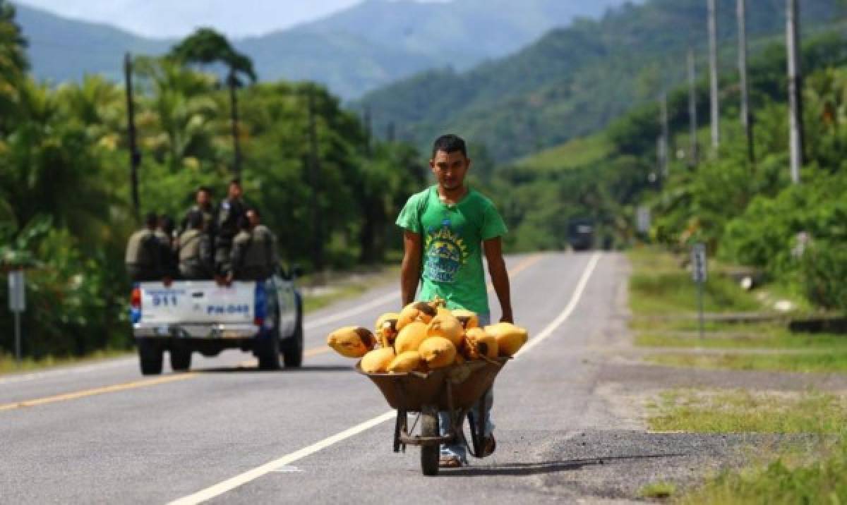 Inauguran carretera de 53.6 kilómetros del Corredor Agrícola que une Olancho y Colón