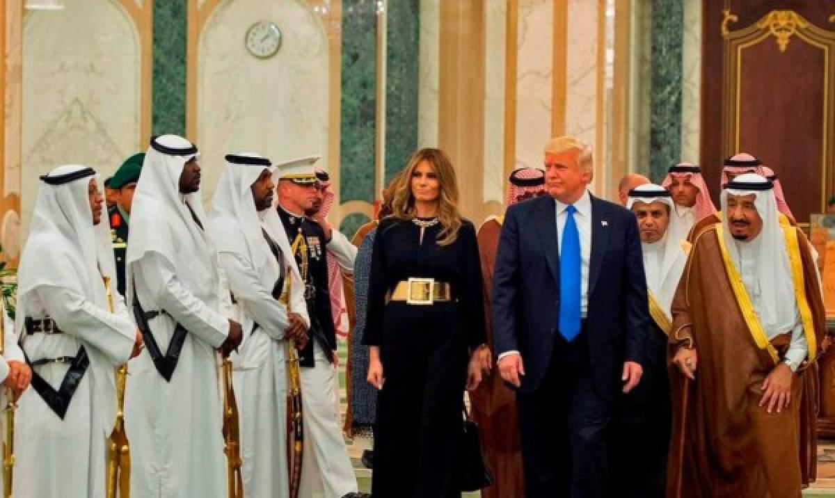 Melania e Ivanka Trump, observadas atentamente en Arabia Saudita