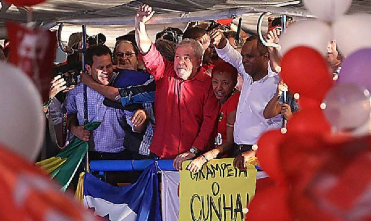 Lula encabezará manifestaciones contra 'el golpe' en Brasil