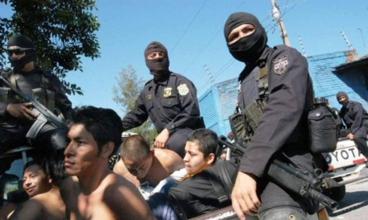 El Salvador: Congreso extiende medidas contra pandilleros presos