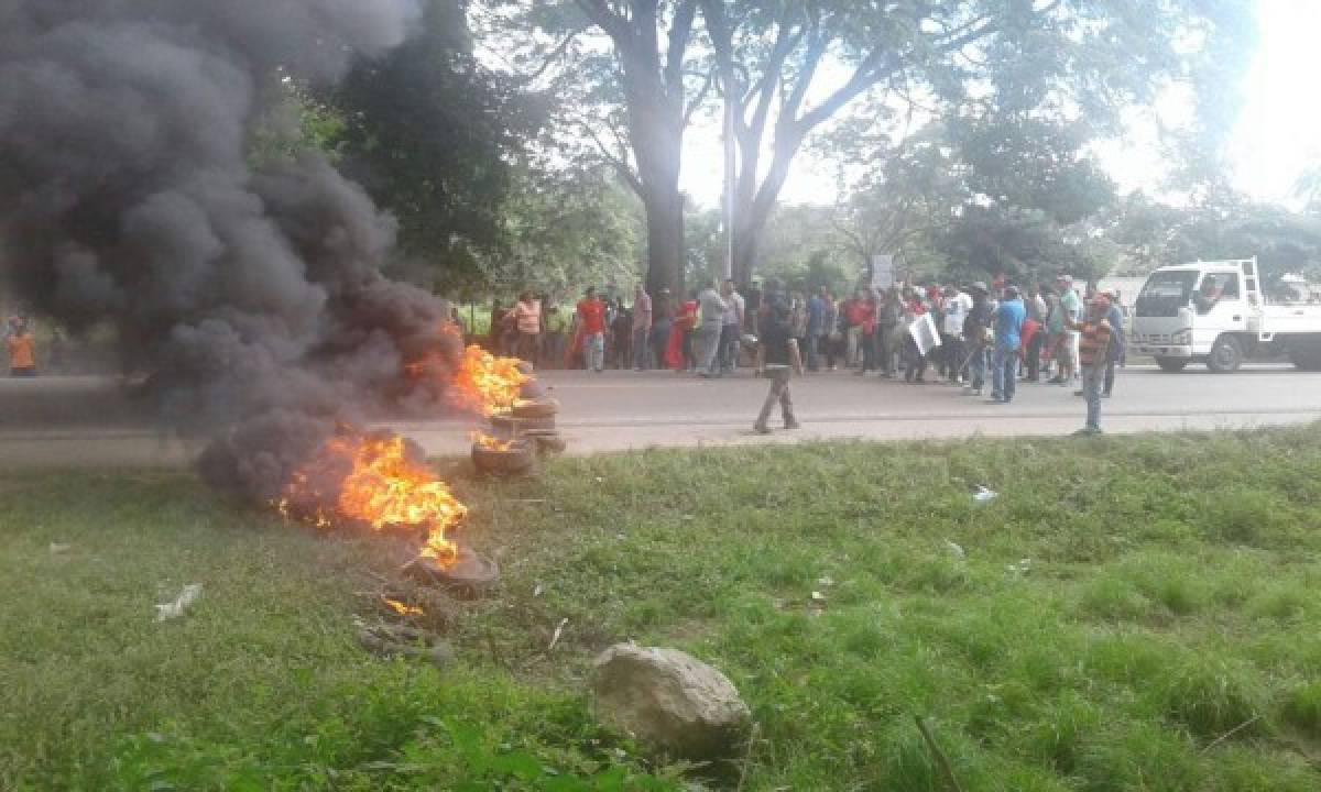 Simpatizantes de la Alianza crean caos y destrucción en varias zonas de Honduras     