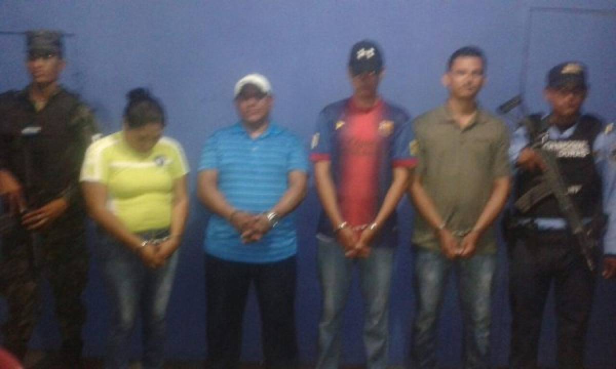 Policías penitenciarios lideraban banda que asaltaba camiones