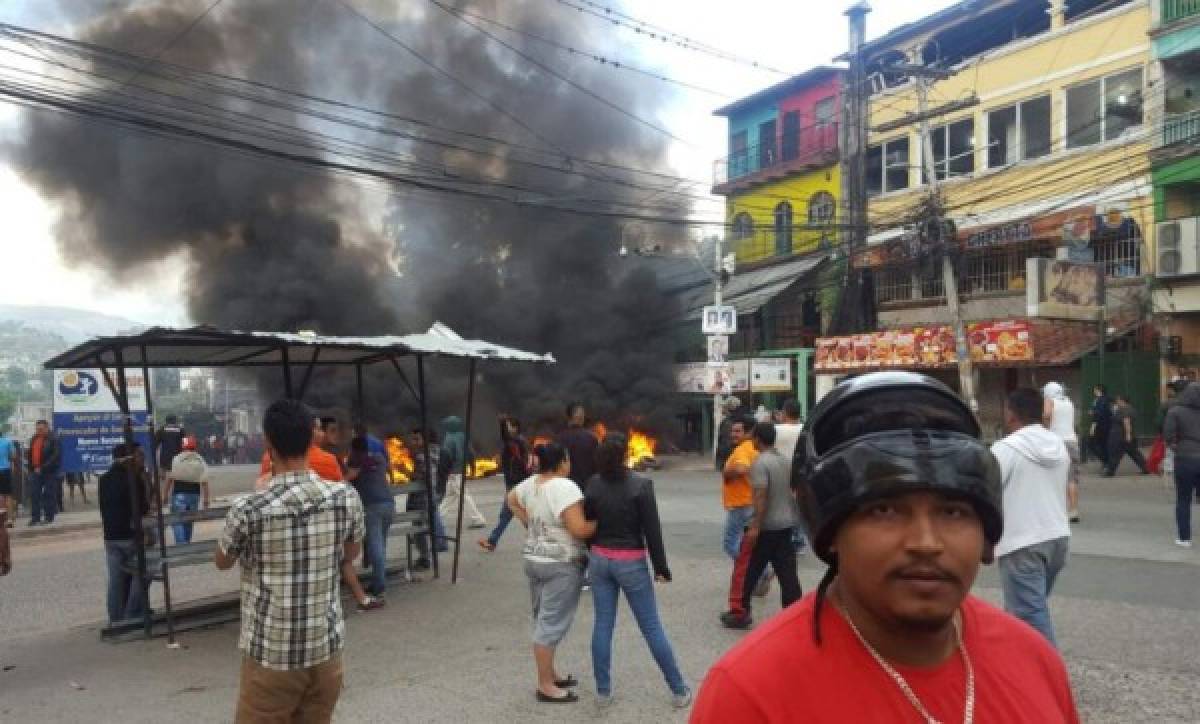 Simpatizantes de la Alianza crean caos y destrucción en varias zonas de Honduras     