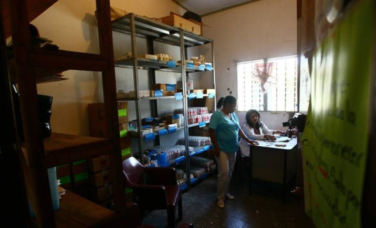 Tegucigalpa: Con las recetas salen pacientes en centros de salud