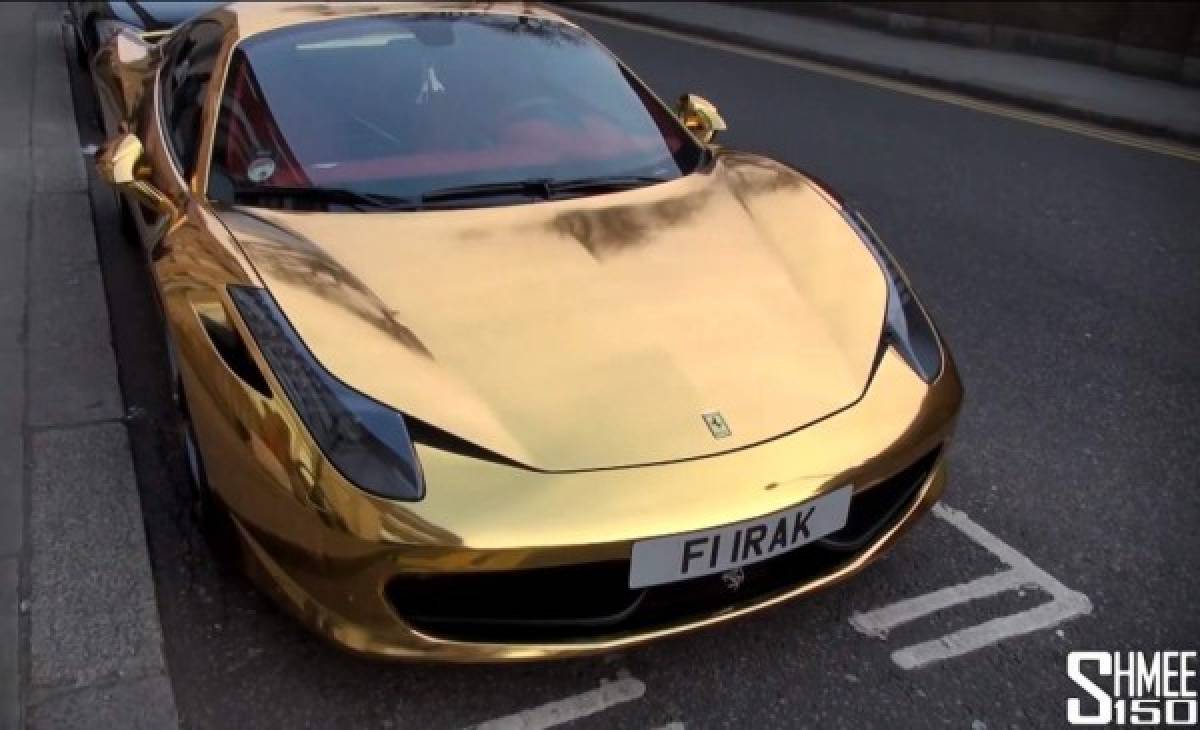 VIDEO: Ferrari dorado deslumbra en Londres
