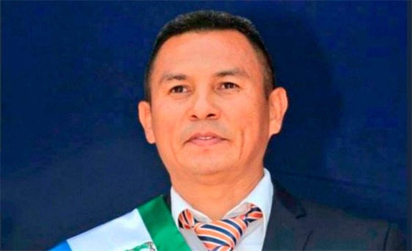 Alcalde salvadoreño detenido señalado de ser 'financista' de pandillas