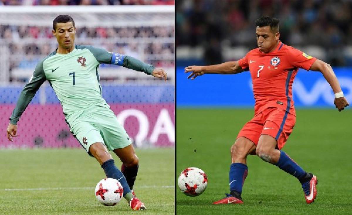 (COMBO) This combination of pictures created on June 26, 2017 shows a file photo of Portugal's forward Cristiano Ronaldo (L) at the Spartak Stadium in Moscow on June 21, 2017 and Chile's forward Alexis Sanchez at the Kazan Arena in Kazan on June 22, 2017.South American champions Chile face Euro 2016 winners Portugal in the 2017 FIFA Confederations Cup semi-final in Kazan on June 28, 2017. / AFP PHOTO / Franck FIFE AND Alexander NEMENOV