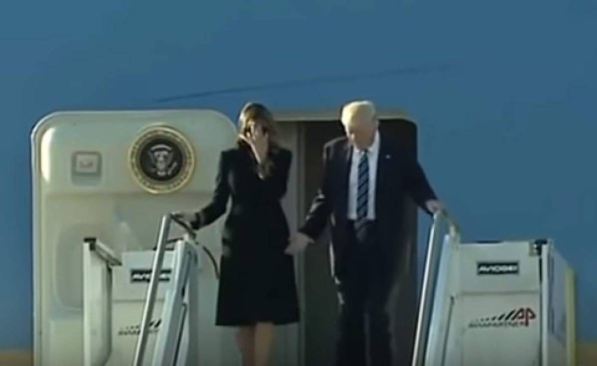 Es la segunda vez, en dos días consecutivos, que la primera dama se niega a que Trump la tome de la mano.