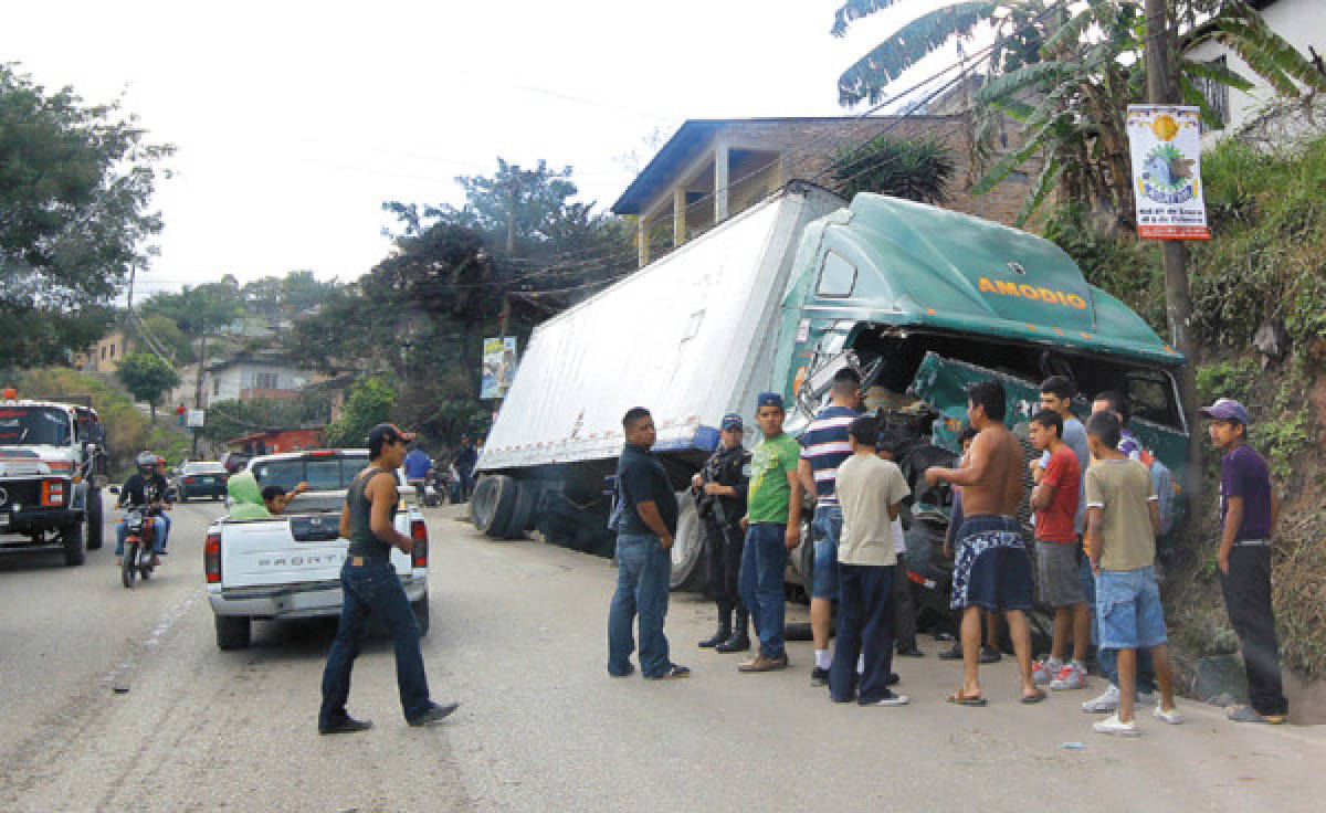 Dos heridos deja accidente en salida de Tegucigalpa a Danlí