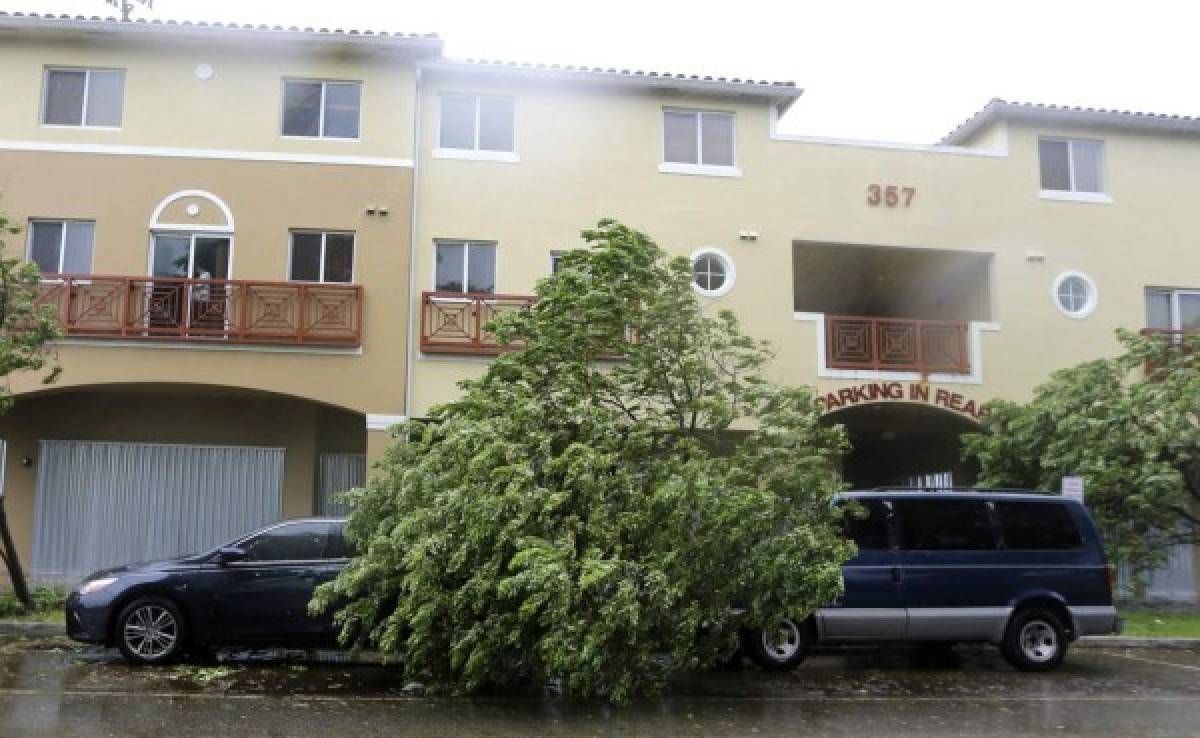 Huracán Irma se degrada a categoria 3 pero sigue siendo muy peligroso