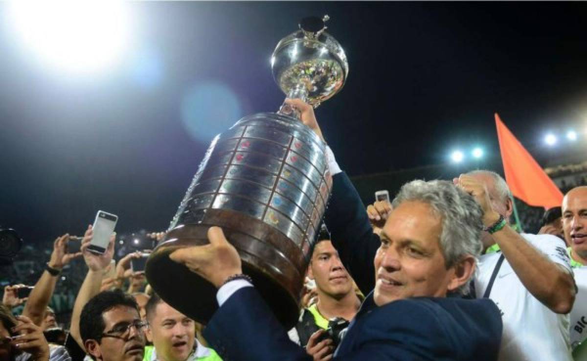 Reinaldo Rueda es elegido como el mejor entrenador del año en América