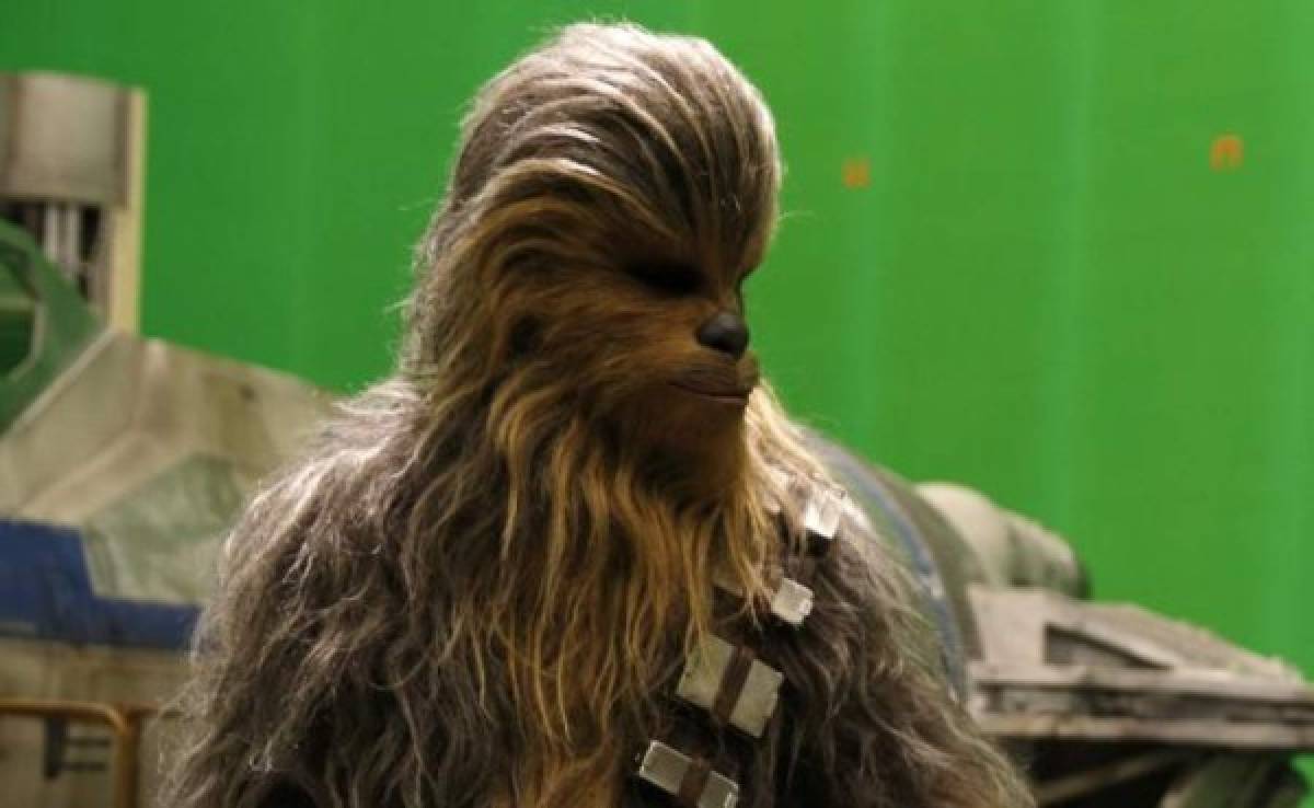 Chewbacca es quien más extrañará a Carrie Fisher, la princesa Leia de Star Wars