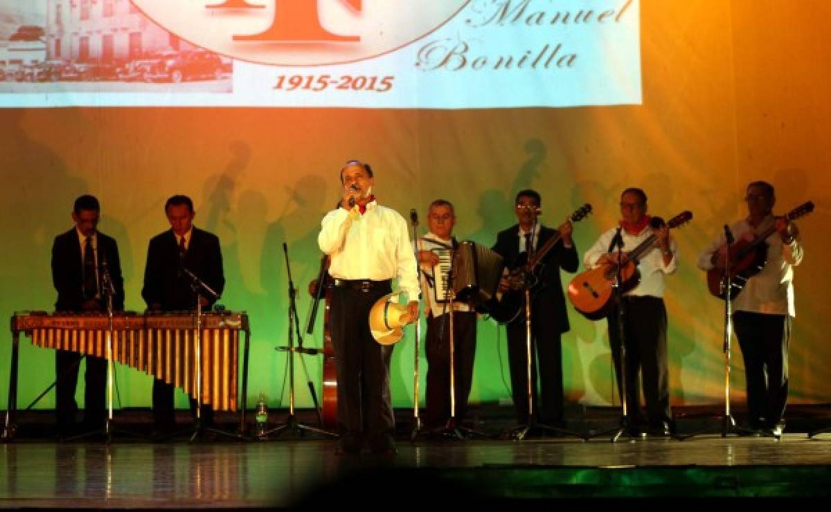 Honduras: Encuentro de danzas en el Teatro Nacional