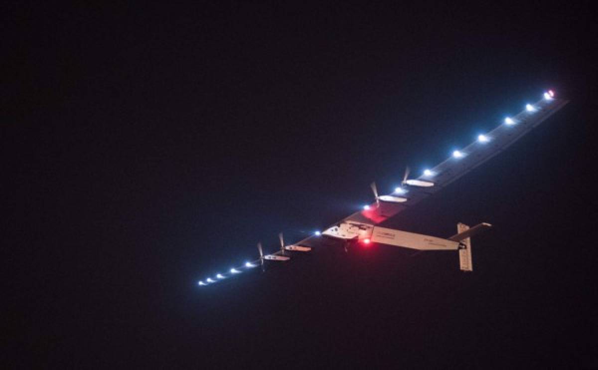 El Solar Impulse 2 despega desde China para cruzar el Pacífico