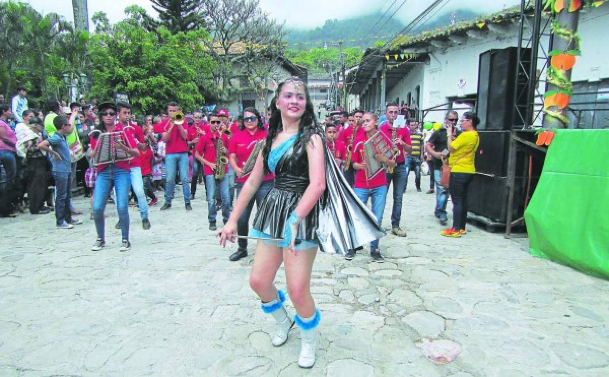 La feria del mango llena de color y sabor el municipio de Yuscarán