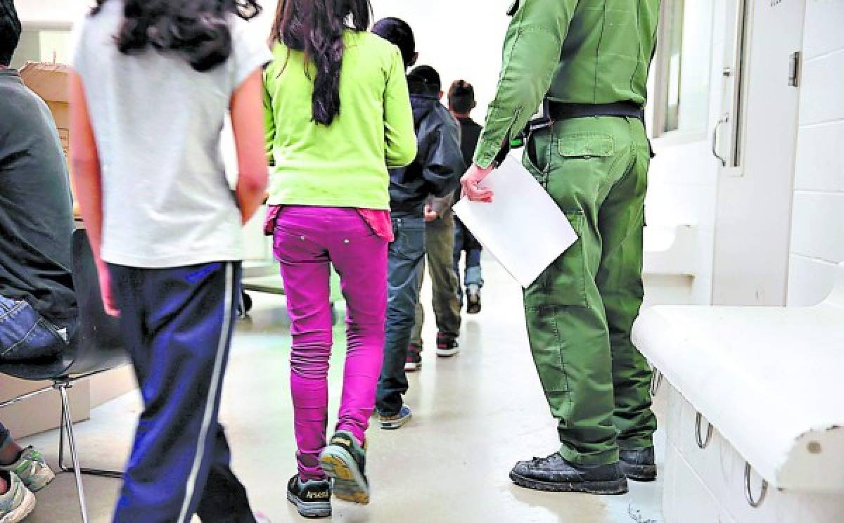 Escalofriante hacinamiento de niños inmigrantes en Estados Unidos