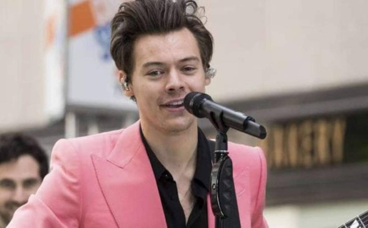 Harry Styles está dando de que hablar con nueva canción  