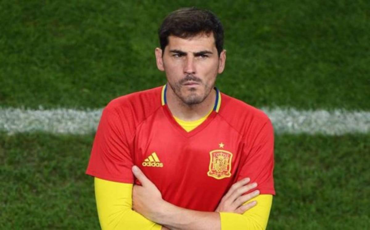Iker Casillas bromea en Twitter sobre el parecido del 'doble de Messi' con Sergio Ramos