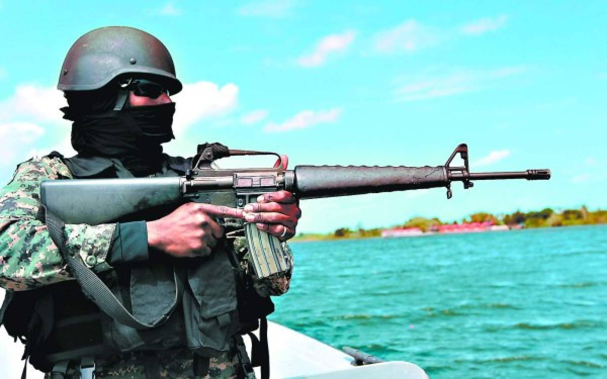 Honduras: Férreo control militar en el mar y en la laguna de Caratasca