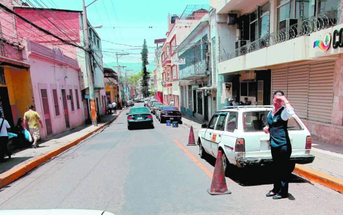 Caso por caso analizarán quejas por falta de parqueos