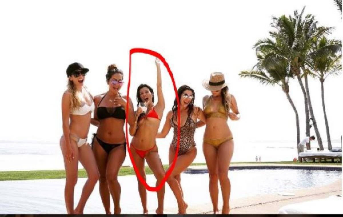 Kourtney Kardashian derrocha sensualidad durante vacaciones